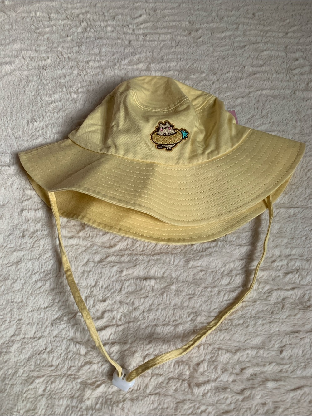 Exclusive Pusheen Box Sun Hat